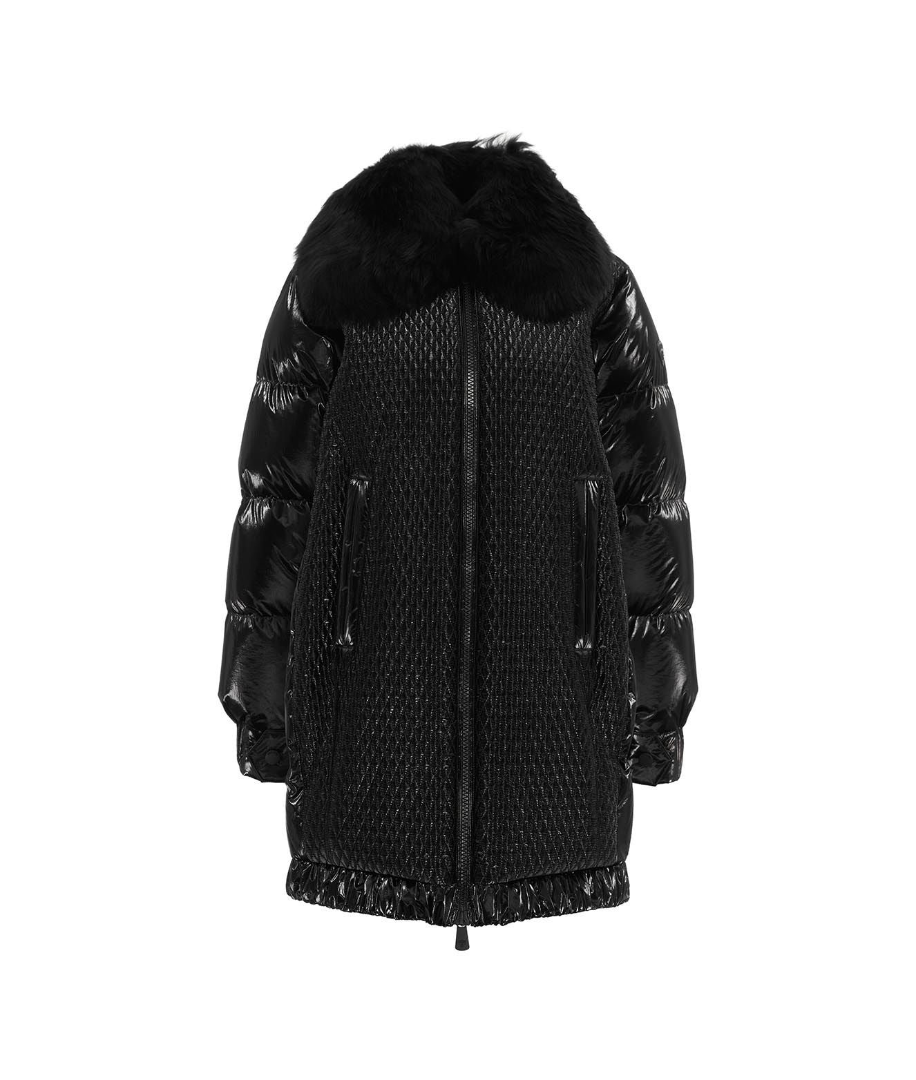 Post Card Down coat with diamond quilting Black Woman