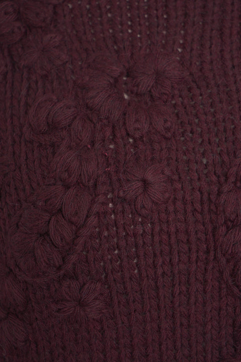 Maglione a collo alto con ricami