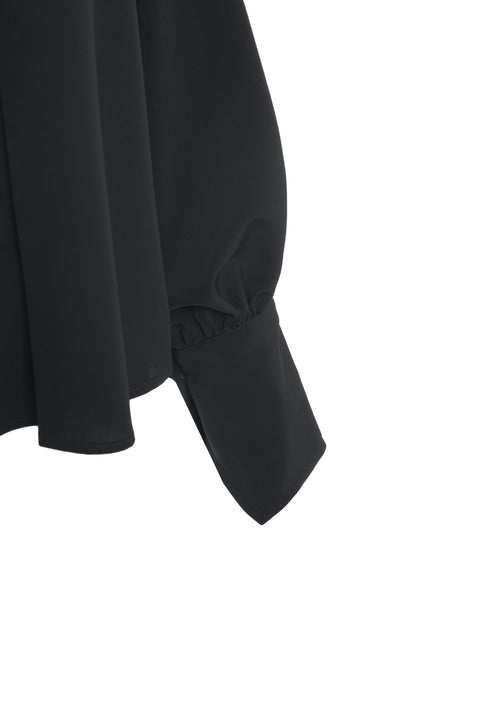 Blouse with button-down collar