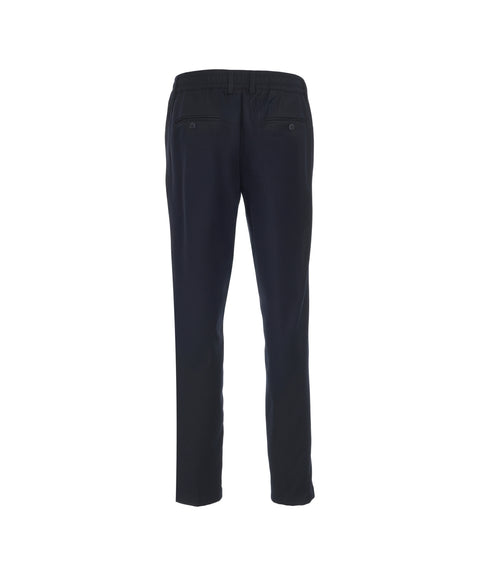 Pantaloni chino con pieghe stirate