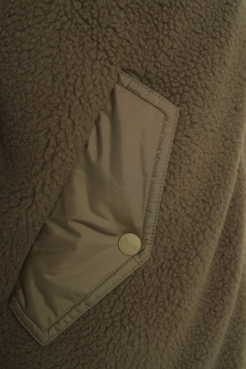 Piumino con inserto in ecopelliccia