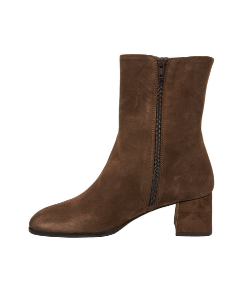 Stivaletti in camoscio