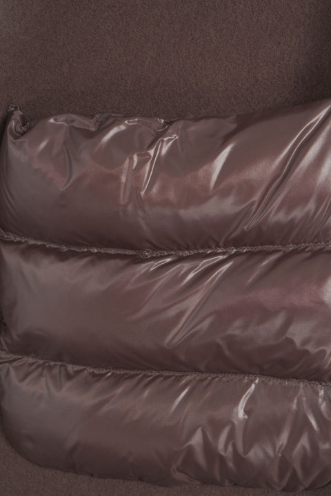 Mantella con dettagli in nylon