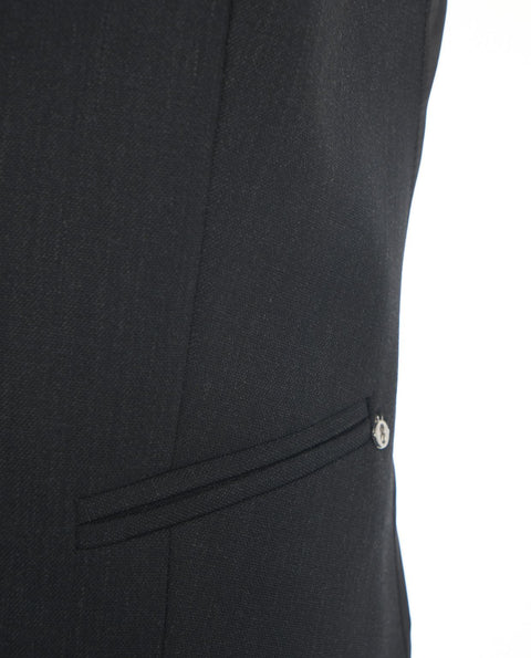 Single-breasted vest