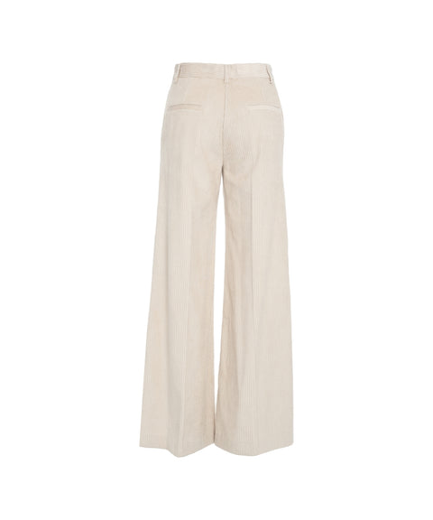 Pantaloni flared