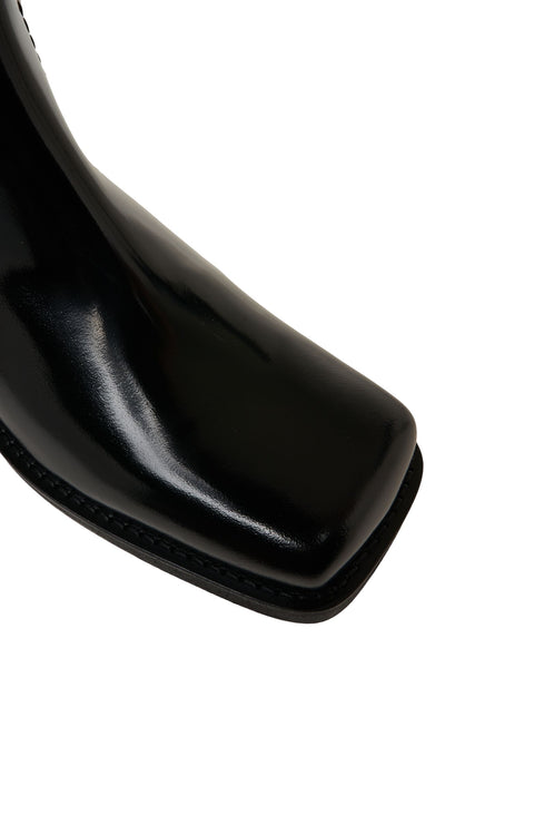 Stivali in pelle verniciata