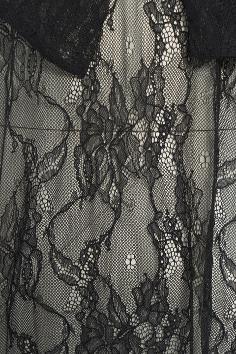 Camicia in pizzo con dettagli a fiocco