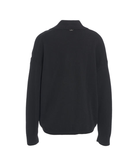 Sweater with cut-outs