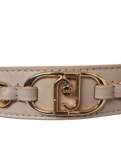 Borsa a mano con tracolla a catena