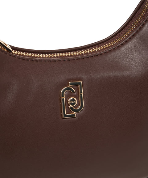 Handtasche mit Kettenschulterriemen