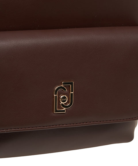 Rucksack mit Kettendetails