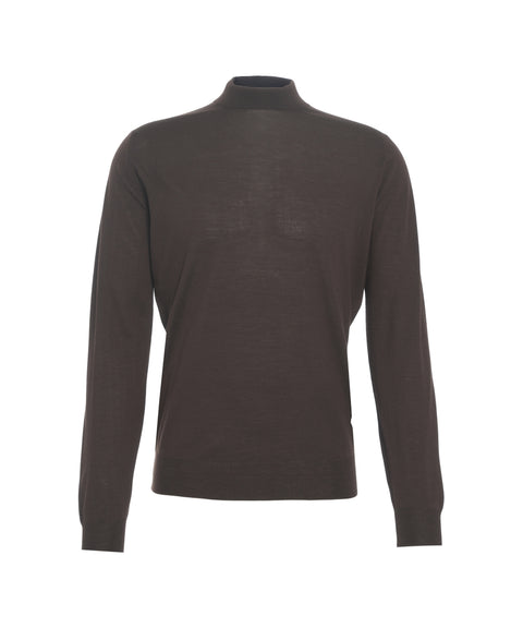 Maglione in maglia con collo alto