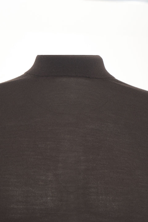 Maglione in maglia con collo alto