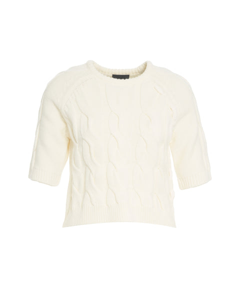 MAglione con motivo a trecce