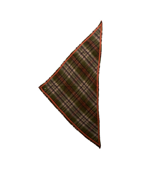 Schal mit Karomuster