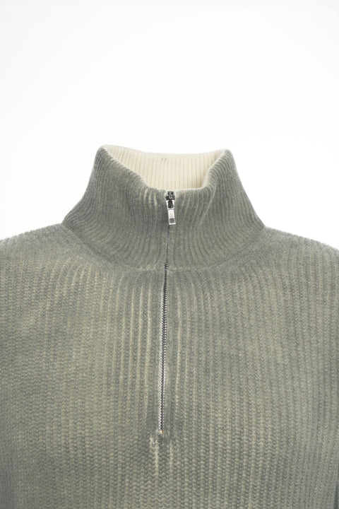 Maglione con collo alto