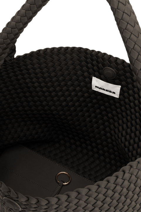 Large bucket in neoprene