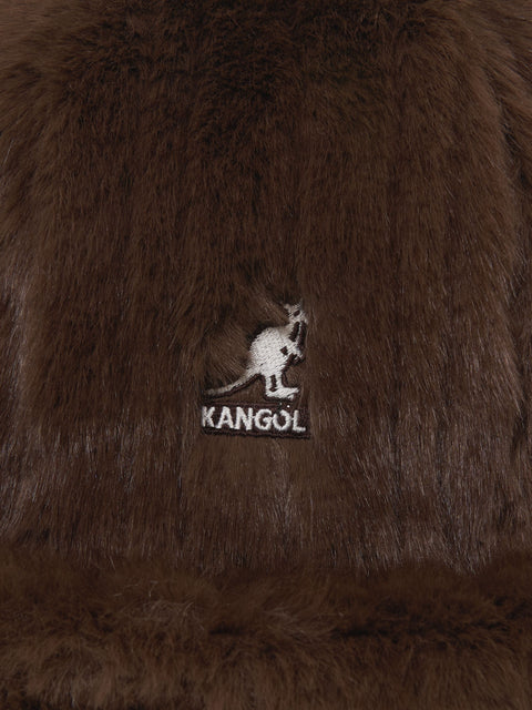 Cappello in ecopelliccia