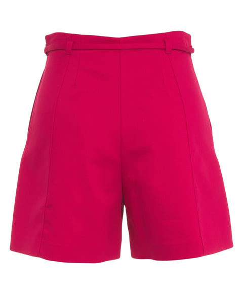 Shorts con cintura in vita