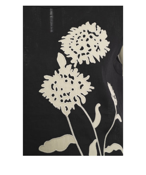 Linen top with floral embroidery