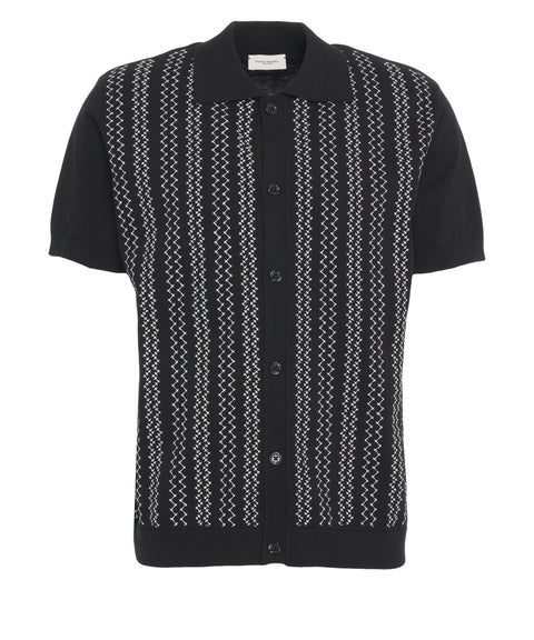 Strickpolo mit Stickerei