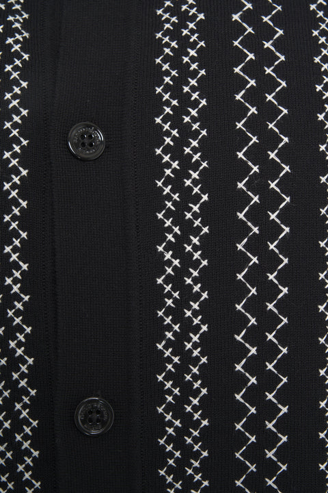 Strickpolo mit Stickerei