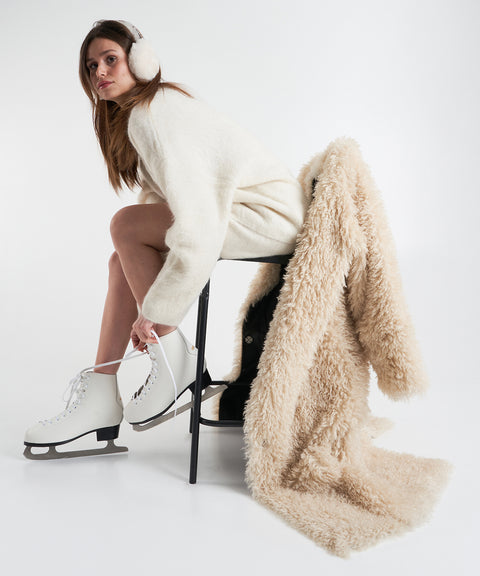 COMING HOME FOR CHRISTMAS