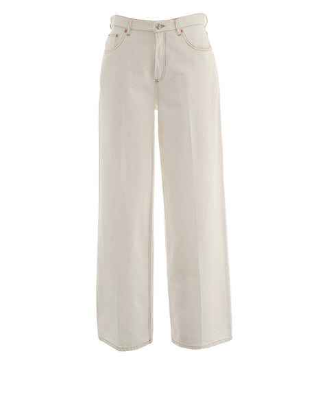 Loose fit jeans