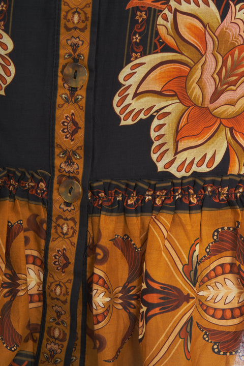 Abito con motivo floreale