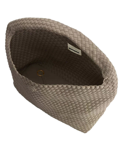 Large bucket in neoprene