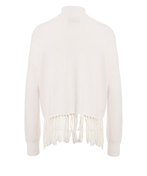 Rollkragenpullover mit Fransendetails