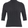 Strickpullover mit Zopfstrickmuster