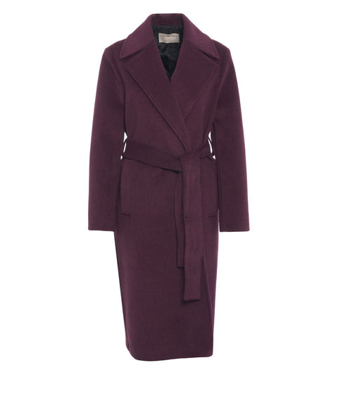 Coat with welt pockets