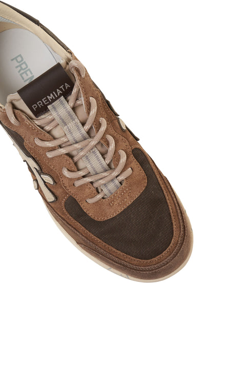 Sneakers 'Nous'