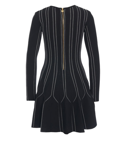 Minikleid mit Nahtdetails