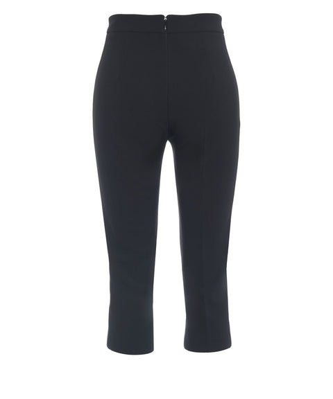 Pantaloni capri