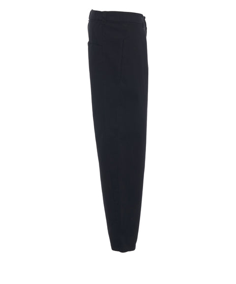 Pantaloni con tasche applicate