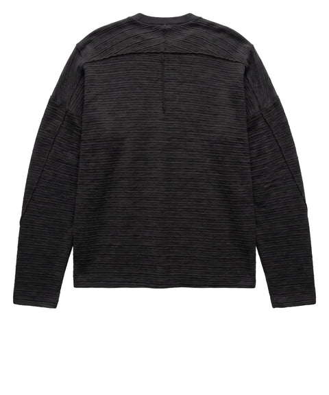 Round neck sweater