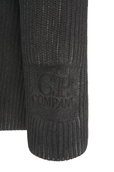 Maglia con ricamo logo