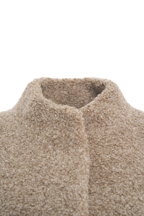 Teddy jacket with stand-up collar