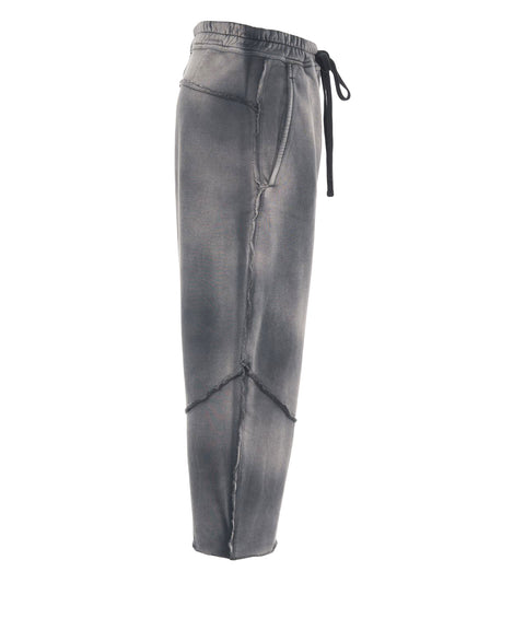 Pantaloni jogging con dettagli cuciture