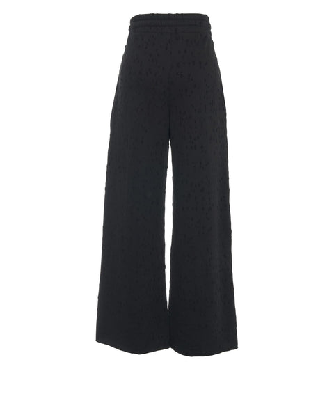 Hose mit Nahtdetails