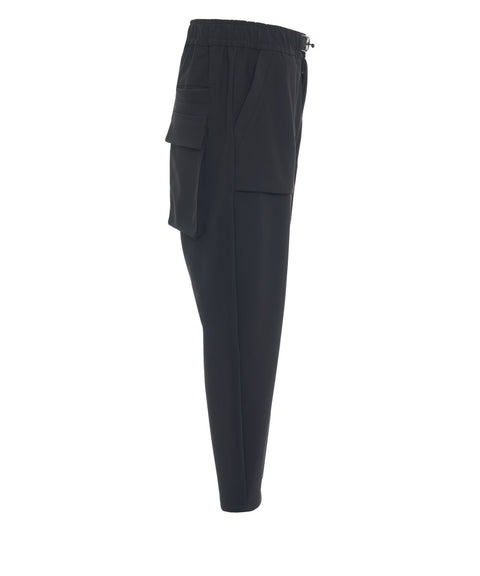Pantaloni con tasche applicate