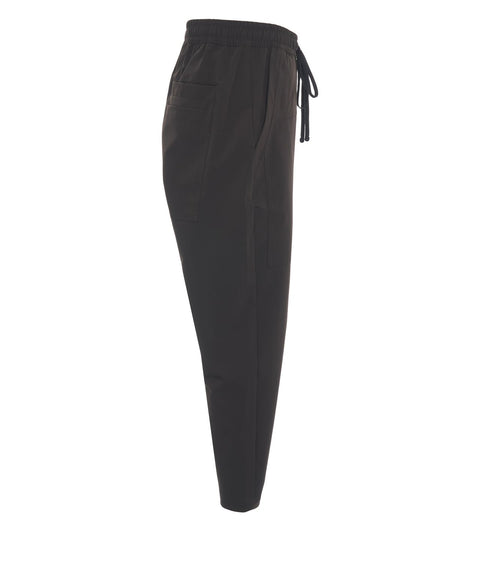 Pantaloni con tasche applicate