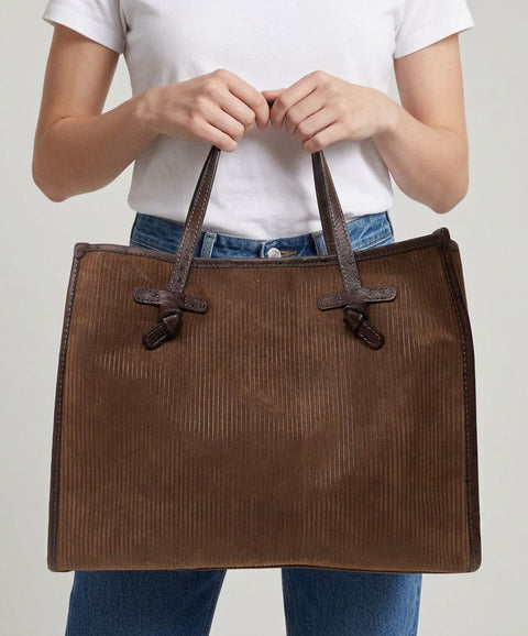 Handtasche aus Wildleder