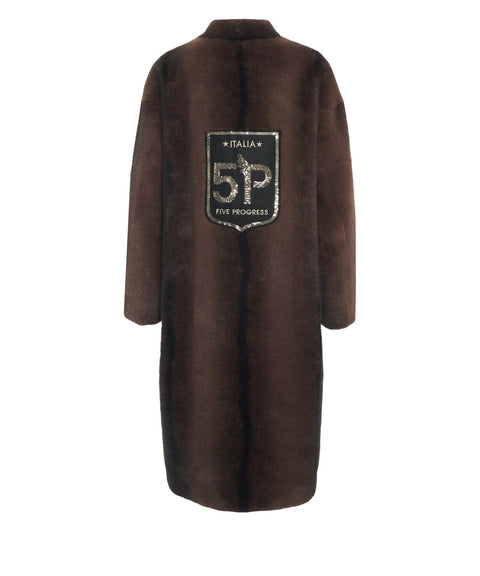 Cappotto con patch logo