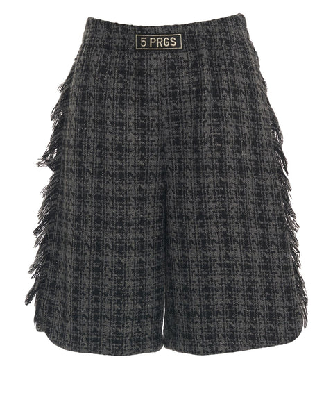 Kurze Hose mit Fransendetails