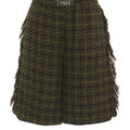 Kurze Hose mit Fransendetails