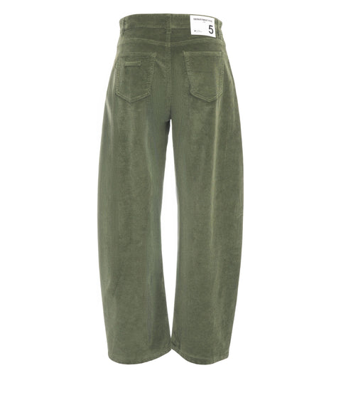 Jeans con tasca applicata