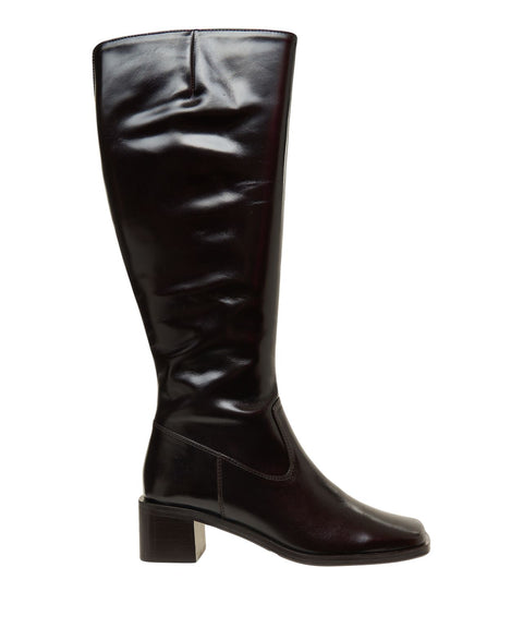Leather boots